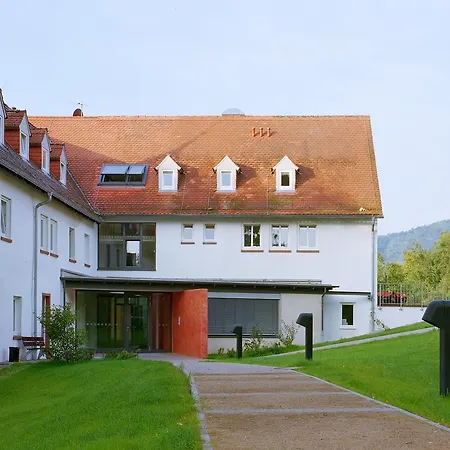 Vandrerhjem Kloster Hochst - Jugendbildungsstatte Und Tagungshaus Der Ekhn